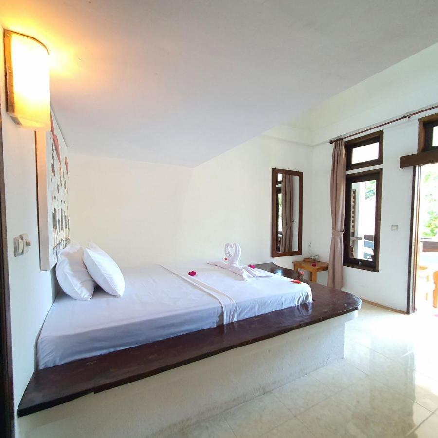 Putra Boyan Cottages Gili Trawangan Exterior photo